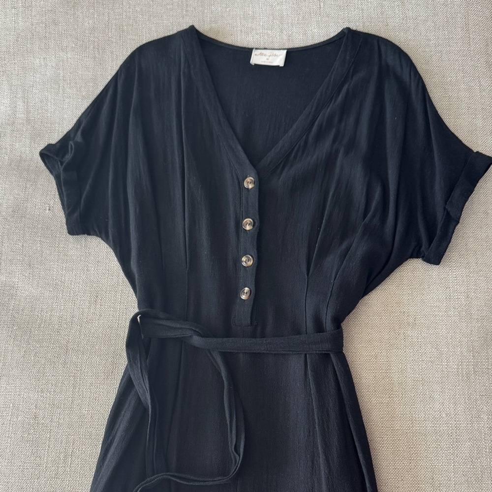Black V-Neck Short Sleeve Wide Leg Jumpsuit